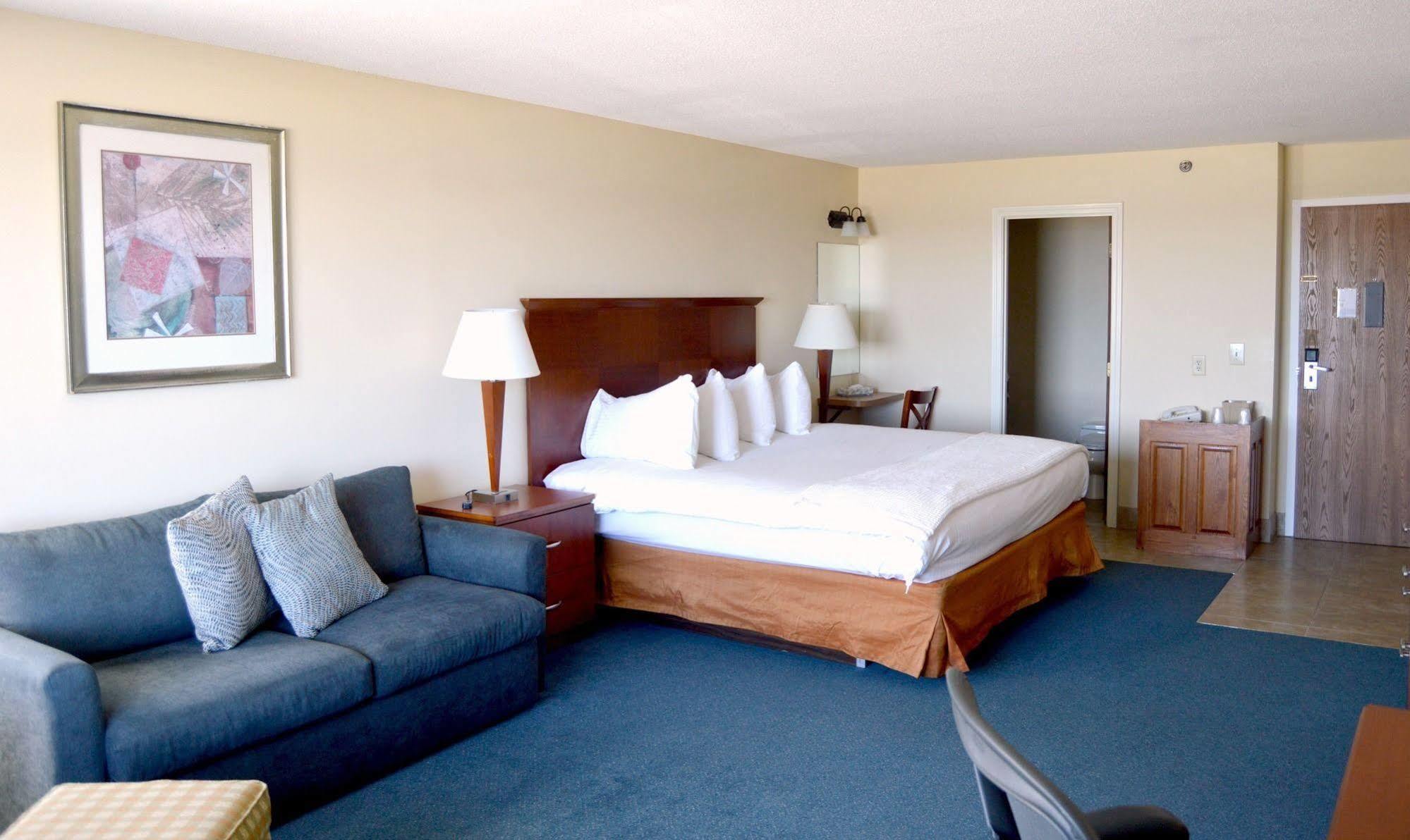 Hampton House Hotel Bagian luar foto